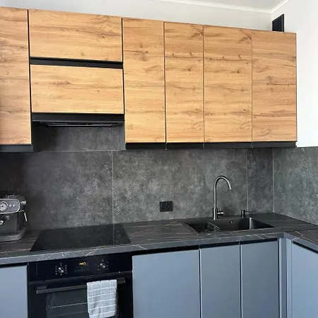 Apartmán Stylish By The Day In